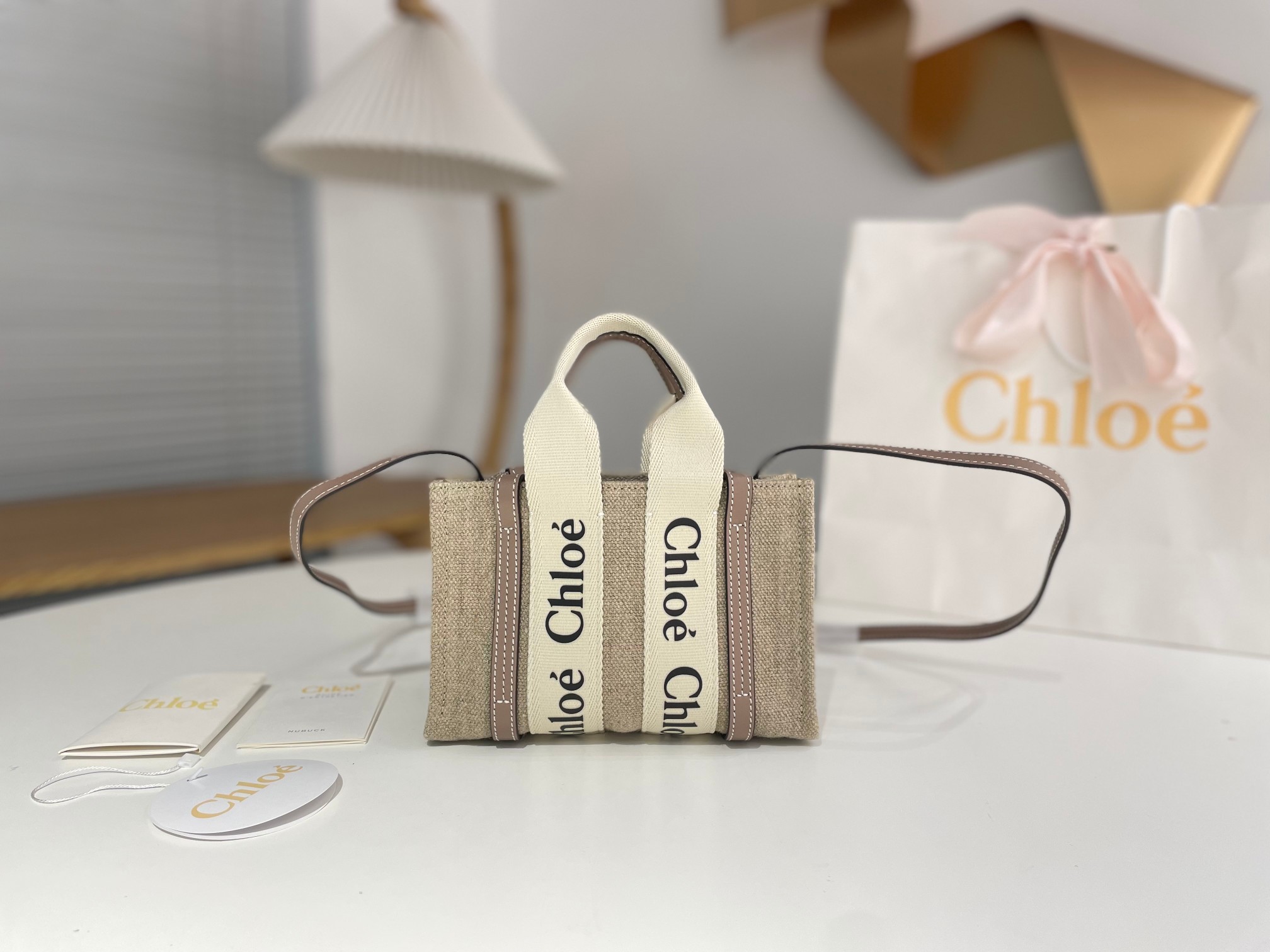 Chloe Mini Woody Tote Bag In Linen